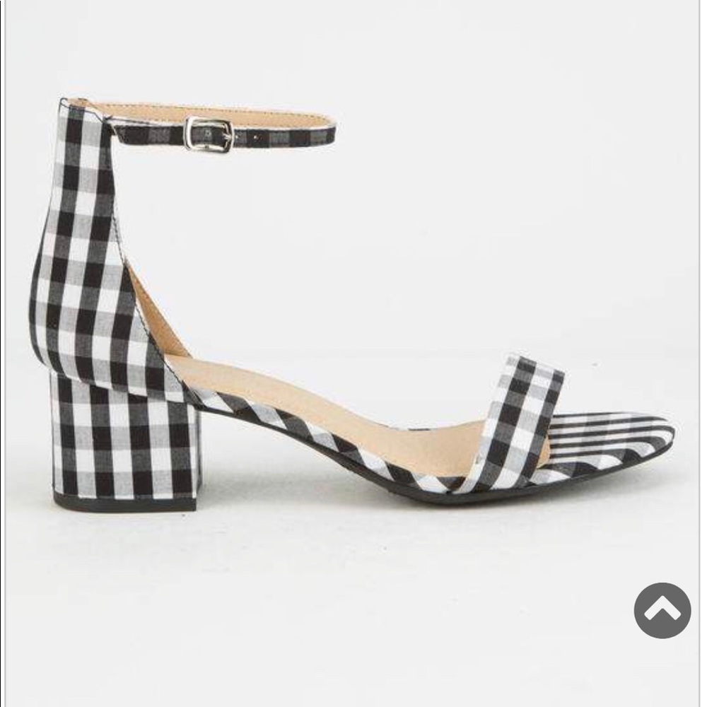 SOLD Gingham | Heels - Picture 2 of 7